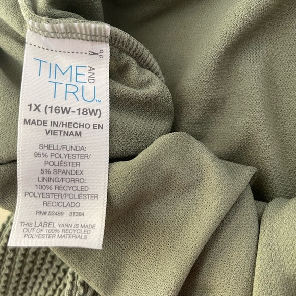 Brand New Time and Tru One Piece Swimsuit Size 1X - Picture 4 of 4